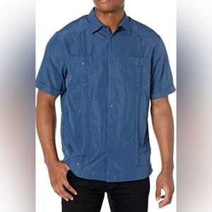 Batick bay men’s blue button down shirt S NWT L113-14